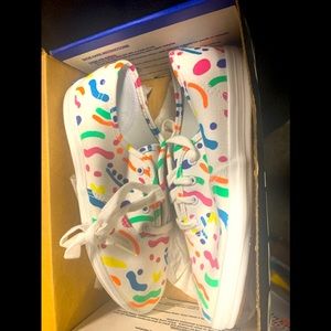 NOS Vintage Keds Colorful Printed Sneakers Size 1